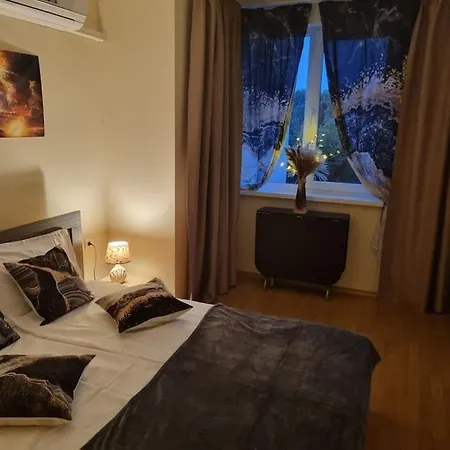 Sunrise L&t Apartament
