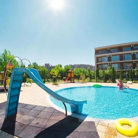 Sunrise L&t Apartament